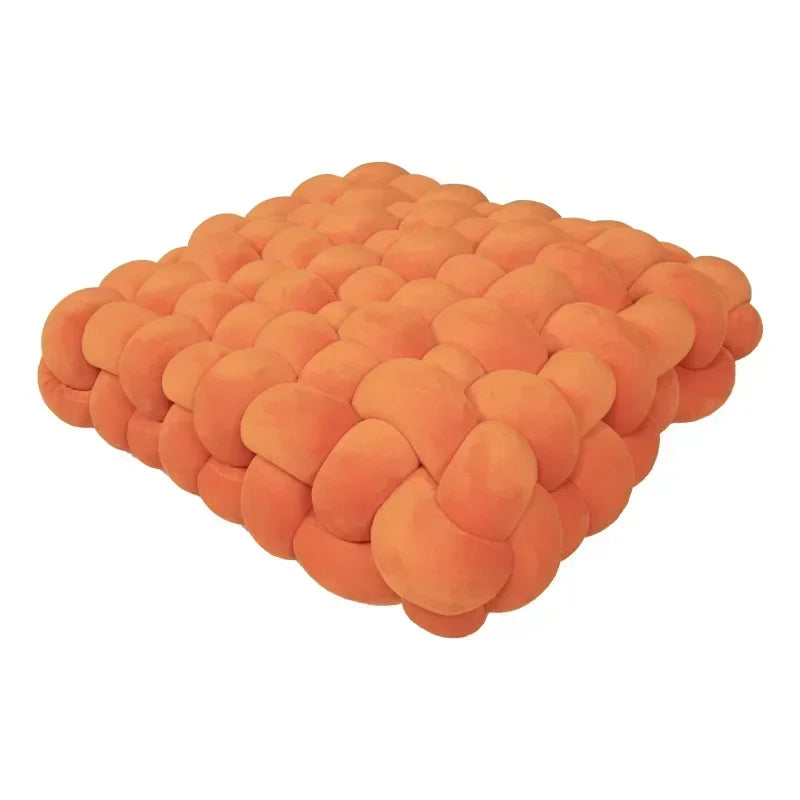 Almofada de Nós Entrelaçada com Visual Nórdico